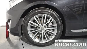Genesis EQ900, 2017 — миниатюра 5