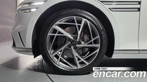 Genesis G90, 2022 — миниатюра 5