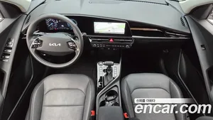 Kia Niro, 2022 — миниатюра 10