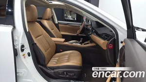 Lexus ES, 2016 — миниатюра 16