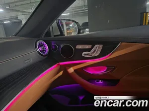 Mercedes-Benz E-Class, 2020 — миниатюра 11