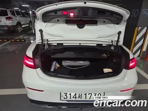 Mercedes-Benz E-Class, 2020 — миниатюра 15