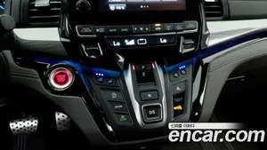 Honda Odyssey, 2022 — миниатюра 8
