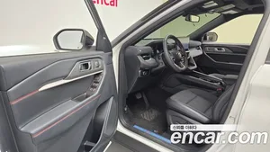 Ford Explorer, 2025 — миниатюра 10
