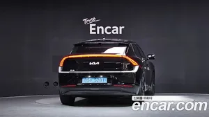 Kia EV6, 2023 — миниатюра 3
