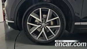 Volkswagen Touareg, 2020 — миниатюра 4