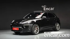 Porsche Macan, 2022 — миниатюра 1