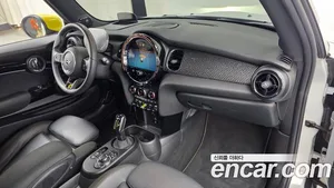 Mini Cooper, 2023 — миниатюра 7