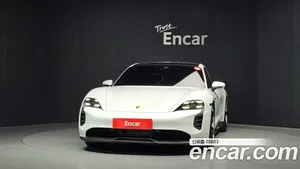 Porsche Taycan, 2023 — миниатюра 3