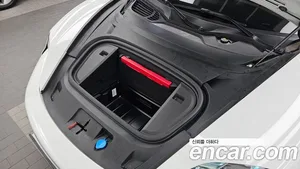 Porsche Taycan, 2023 — миниатюра 6