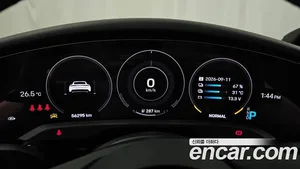 Porsche Taycan, 2023 — миниатюра 11