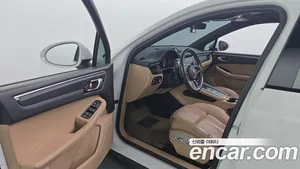 Porsche Macan, 2021 — миниатюра 13