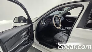 BMW 3-Series, 2017 — миниатюра 10