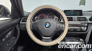 BMW 3-Series, 2017 — миниатюра 13