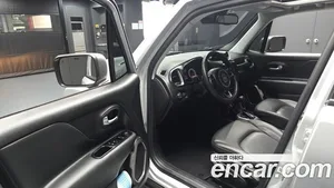 Jeep Renegade, 2021 — миниатюра 13
