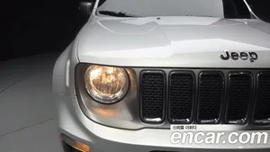 Jeep Renegade, 2021 — миниатюра 8