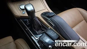 Lexus ES, 2016 — миниатюра 9
