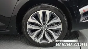 Renault SM6, 2016 — миниатюра 7