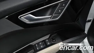 Audi Q4 e-tron, 2023 — миниатюра 30