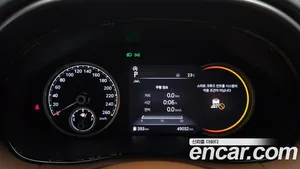 Genesis GV70, 2023 — миниатюра 8