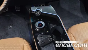 Kia EV6, 2023 — миниатюра 11