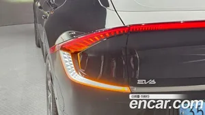 Kia EV6, 2023 — миниатюра 8