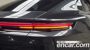 Porsche Panamera, 2024 — миниатюра 8