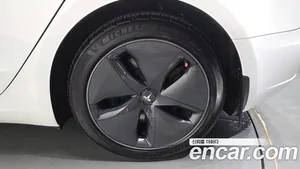Tesla Model 3, 2020 — миниатюра 7