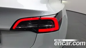 Tesla Model 3, 2020 — миниатюра 9