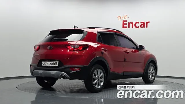 Kia Stonic, 2019 — фото автомобиля из Кореи