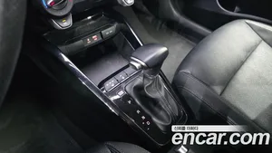 Kia Stonic, 2019 — миниатюра 11