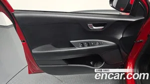 Kia Stonic, 2019 — миниатюра 13