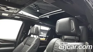 Cadillac Escalade, 2021 — миниатюра 18