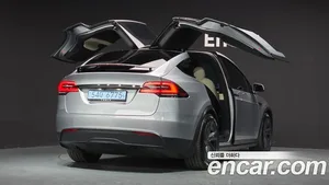 Tesla Model X, 2026 — миниатюра 1