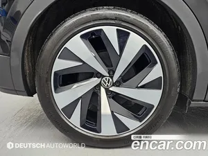 Volkswagen ID.4, 2023 — миниатюра 5