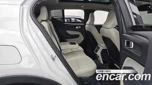 Volvo XC40, 2023 — миниатюра 18