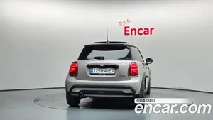 Mini Cooper, 2024 — миниатюра 3