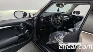 Mini Cooper, 2024 — миниатюра 12