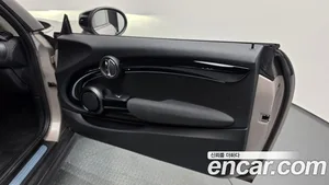 Mini Cooper, 2024 — миниатюра 13