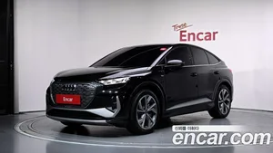 Audi Q4 e-tron, 2022 — миниатюра 1