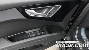 Audi Q4 e-tron, 2022 — миниатюра 27