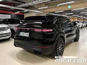 Porsche Cayenne, 2021 — миниатюра 3