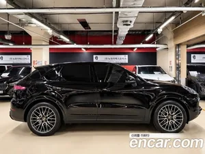 Porsche Cayenne, 2021 — миниатюра 5