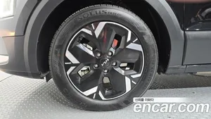 Kia Niro, 2023 — миниатюра 4