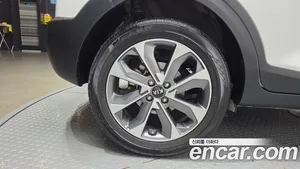 Kia Stonic, 2018 — миниатюра 5