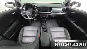 Kia Stonic, 2018 — миниатюра 10