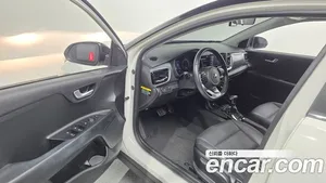 Kia Stonic, 2018 — миниатюра 13