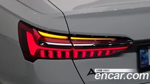 Audi A6, 2021 — миниатюра 9