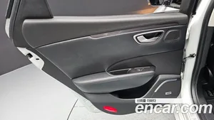 Renault SM6, 2016 — миниатюра 15