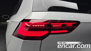 Volkswagen Golf, 2023 — миниатюра 8
